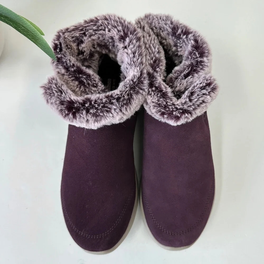 Skechers On The GO City 2 Purple Faux Fur Trim‎ Ankle Boots Women's Size 8.5